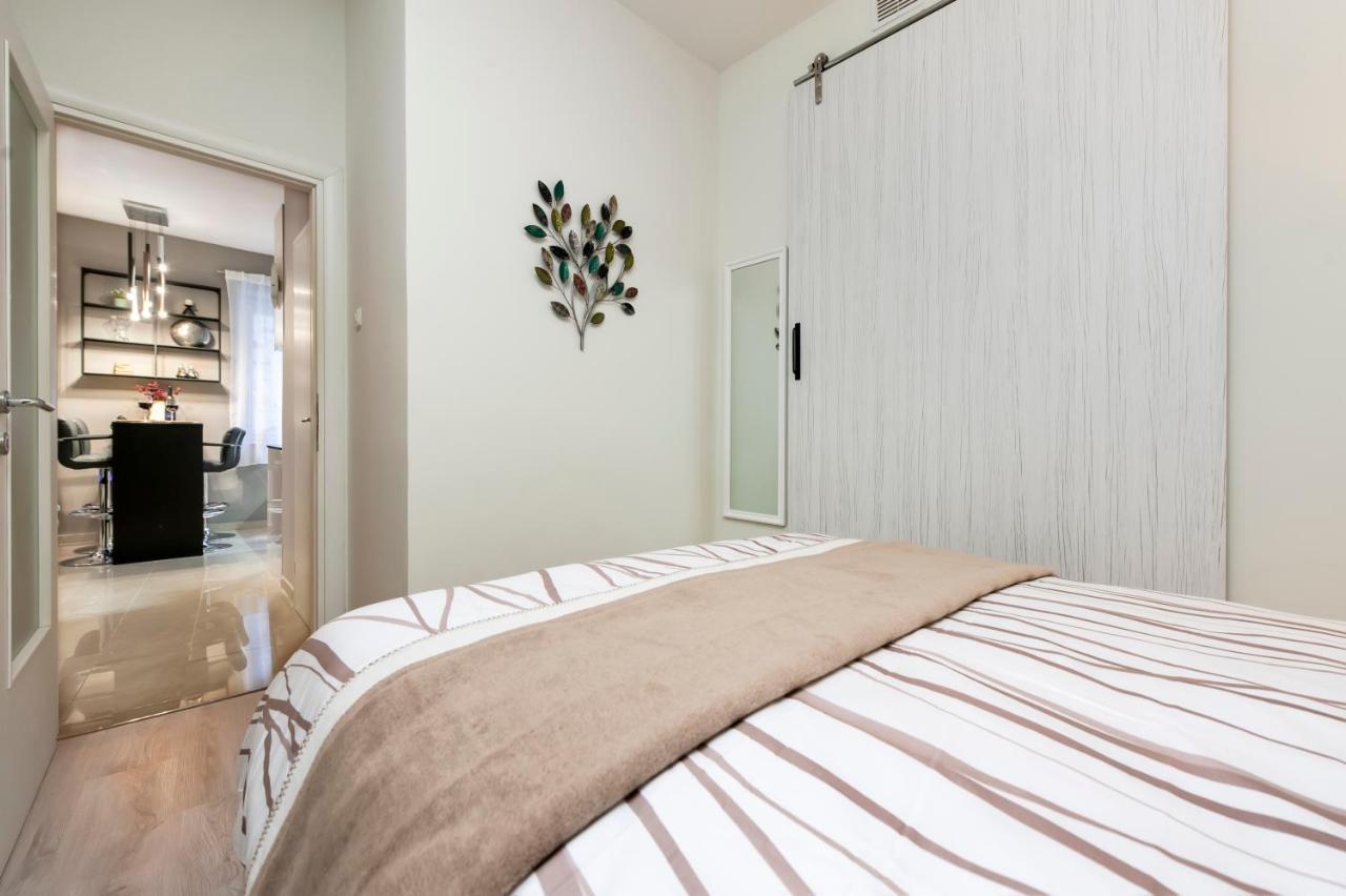 Bella Campagna - Luxury Two Bedroom Apartment Rovinj Luaran gambar