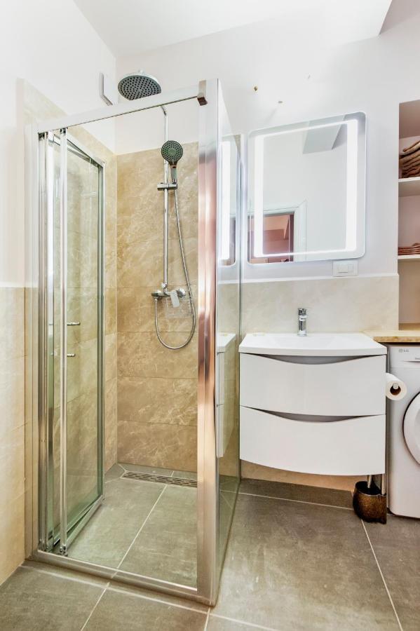 Bella Campagna - Luxury Two Bedroom Apartment Rovinj Luaran gambar